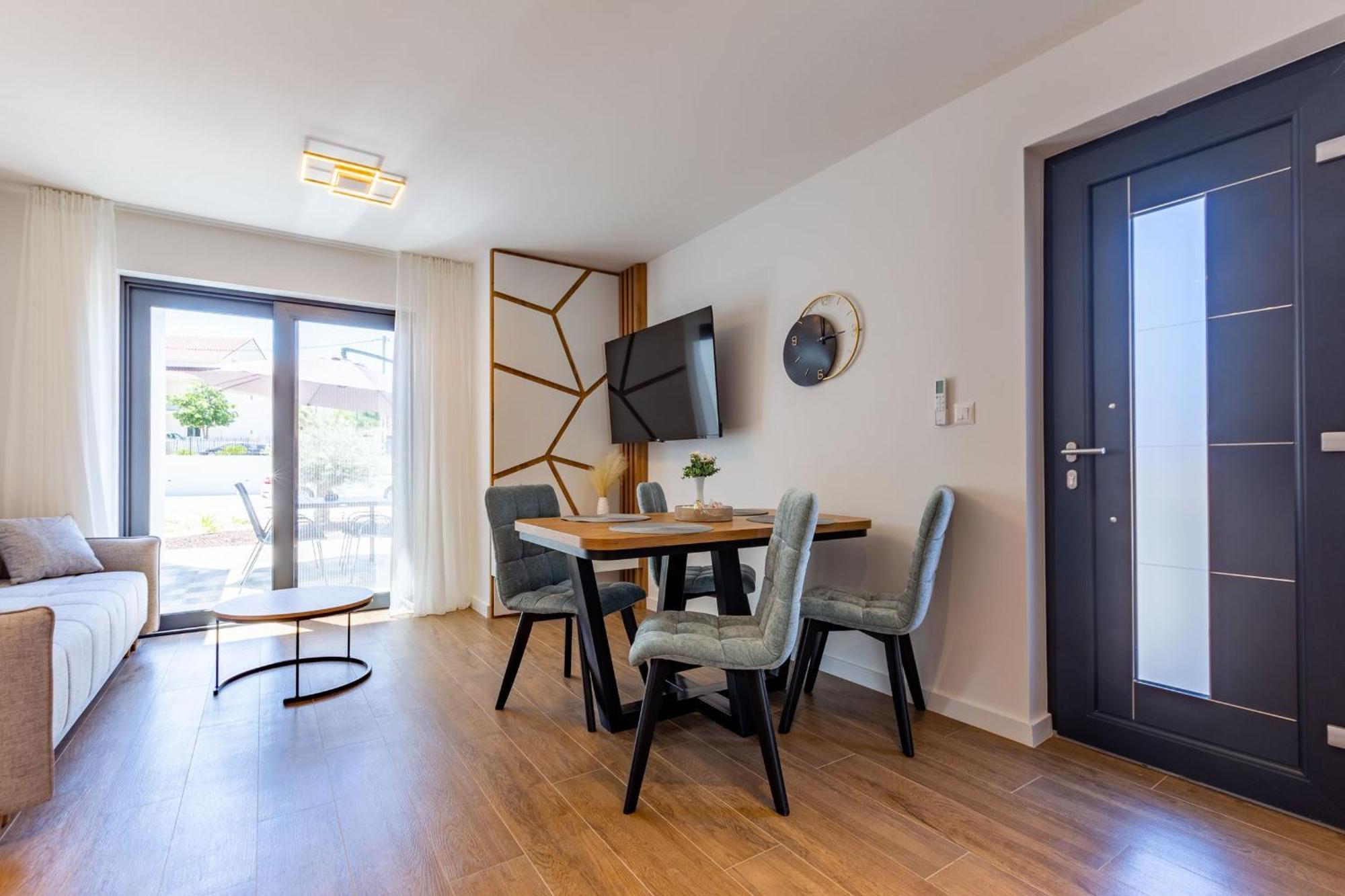 Casa Mia Apartments With Parking 자다르 객실 사진