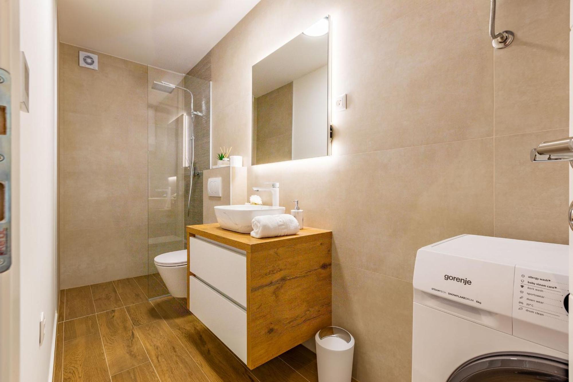 Casa Mia Apartments With Parking 자다르 객실 사진